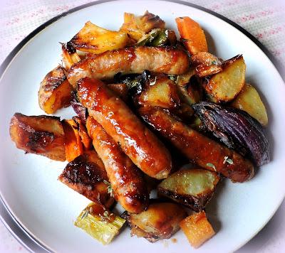 Sticky Sausage Tray Bake