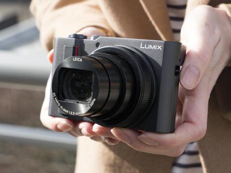 4 Mind Blowing Compact Cameras Best Used While Traveling! 4 Mind Blowing Compact Cameras Best Used While Traveling!