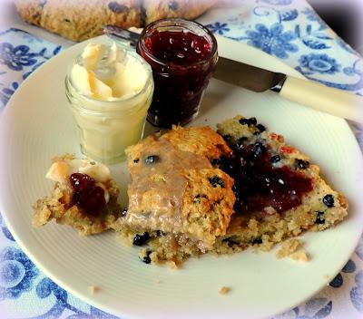 Oaty Cinnamon Scones