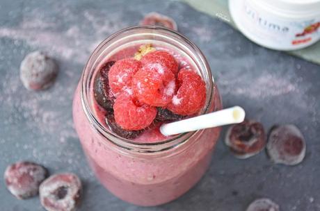 Cherry Pomegranate Electrolyte Smoothie (vegan)