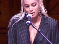 Solange Helping Group Houston High Schoolers Visit NMAAHC