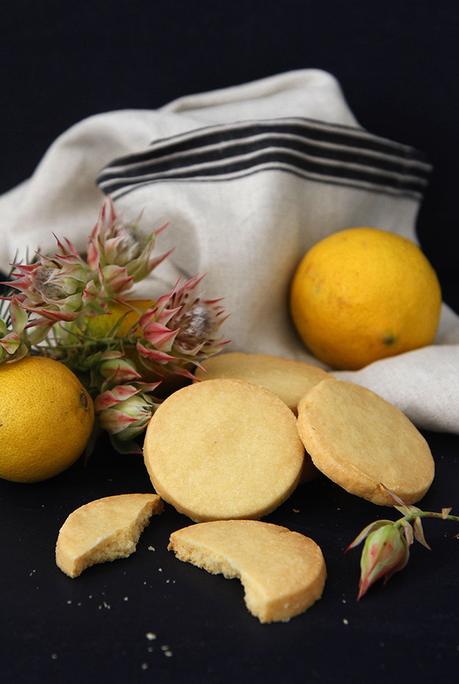 Lemon Shortbread Cookies