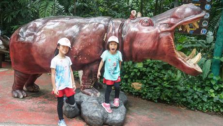 Our animal encounters in Safari World Bangkok