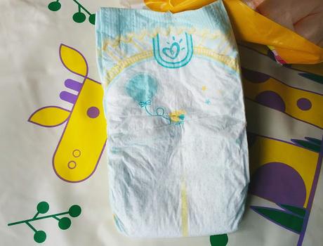 Pampers New Baby Diapers for New Born ll Review