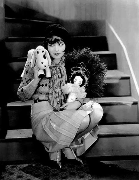 Clara Bow pleated skirt IT 1927 Clara Bow pleated skirt IT 1927