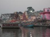 DAILY PHOTO: Dashashwamedh Ghat from Ganga