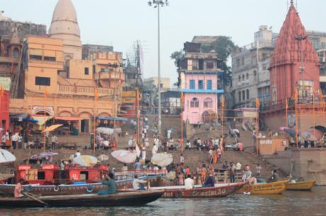 DAILY PHOTO: Dashashwamedh Ghat from the Ganga