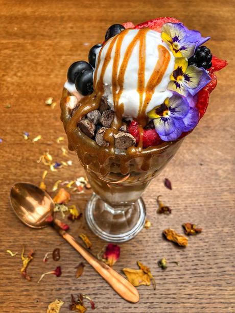 1. ‘TELL YOUR FRIENDS’ AND JUDE’S ICE CREAM CREATE THE PERFECT ‘PLANT POWER’ SUNDAE #vegan