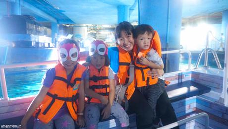 Aquarium adventures at Sea Life Bangkok