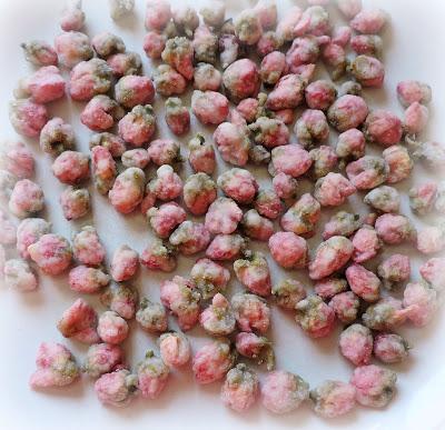 Crystallised Rose Buds