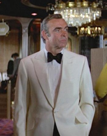 Bond’s White Dinner Jacket in Diamonds are Forever Bond’s White Dinner Jacket in Diamonds are Forever