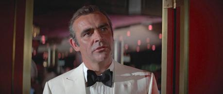 Bond’s White Dinner Jacket in Diamonds are Forever Bond’s White Dinner Jacket in Diamonds are Forever