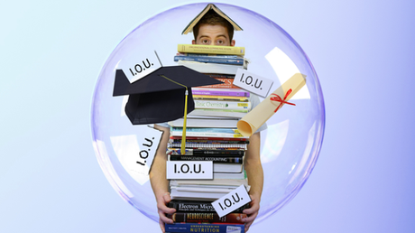 Should I Save or Pay off College Debt Post Graduation?