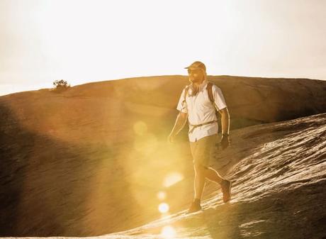 Backpacker Shares Tips For Hiking the Summer Heat