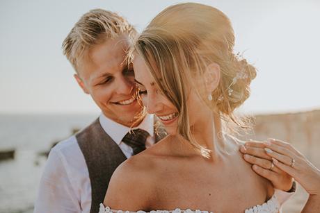 dreamy-wedding-overlooking-ocean_01