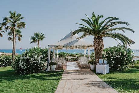 dreamy-wedding-overlooking-ocean_13