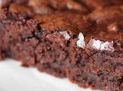 Fudgy Vegan Brownies with Crinkle