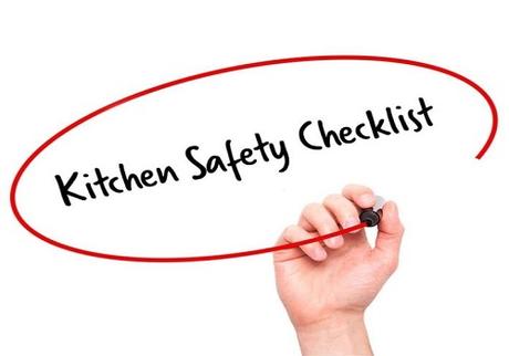 8 Home Safety Checklist for Seniors and Caregivers