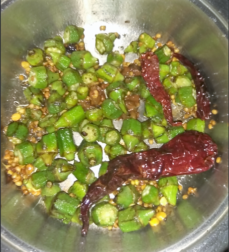 Recipe: Okra (ladies finger) top or Okra crown chutney