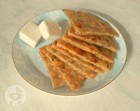 Parathas make excellent finger foods for babies, and are also a good way to introduce healthy ingredients! Make this paneer vegetable paratha for your kids - for breakfast, lunch or dinner!