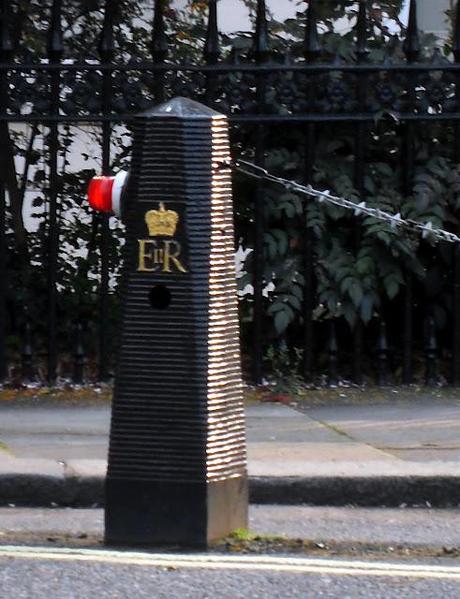 Royal Bollards with Lights Regent's Park...