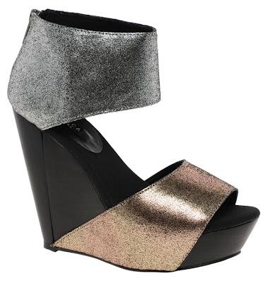 Shoe of the Day | Messeca Carlie Metallic Wedge