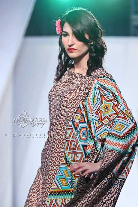 Lawn-Vaneeza V Summer Collection 2012 Complete Catalogue-Conspicuous Prints