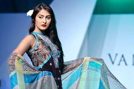 Lawn-Vaneeza V Summer Collection 2012 Complete Catalogue-Conspicuous Prints