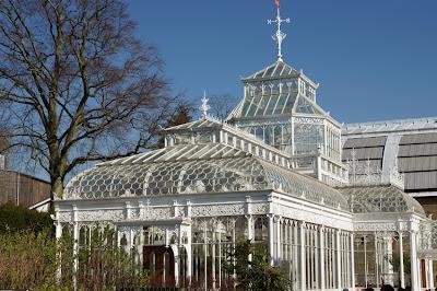 Cast-iron conservatory