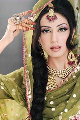Khawar Riaz Bridal Jewelry, Bridal Makeup & Bridal Hairstyle Shoot