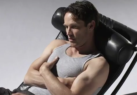 Stephen Moyer stars in WIGS Youtube Show debut ‘Jan’