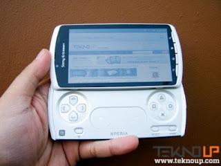 At first Xperia Play Will Be The Nexus and has a QWERTY keyboard Supplement