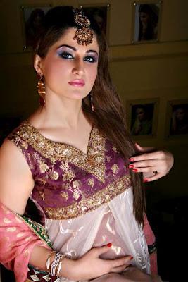 Attractive HairDos & Makeup Shoots by SamanZar Salon by Shaiyanne Malik