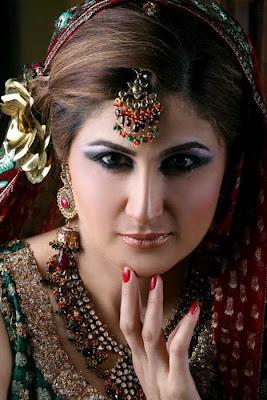 Attractive HairDos & Makeup Shoots by SamanZar Salon by Shaiyanne Malik