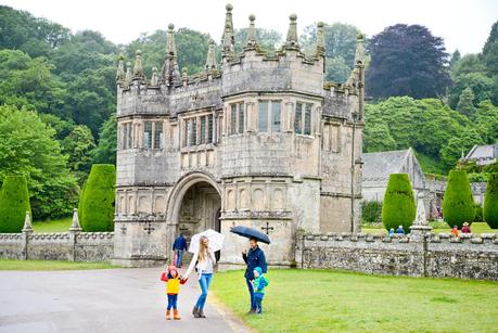 lanhydrock, lanhydrock cornwall, uk family holidays with kids, cornwall days out with the kids, family travel uk, 