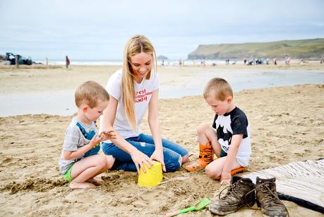 polzeath beach, uk family holidays with kids, cornwall days out with the kids