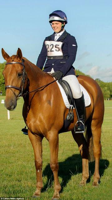 carriage of horse ~ liability when truck broke down  - Insurer's liablity