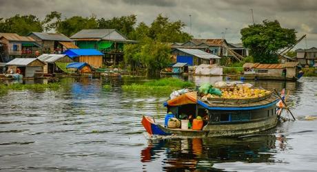 Enchanting Travel Cambodia Tours Battambang Water villages,Tonle Sap is the largest lake in SE Asia