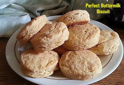 Perfect Buttermilk Biscuit Recipe @ treatntrick.blogspot.com Perfect Buttermilk Biscuit Recipe @ treatntrick.blogspot.com