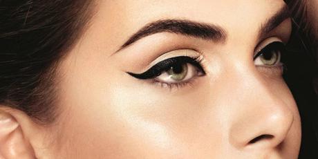 Perfect winged eyeliner in 3 easy ways!