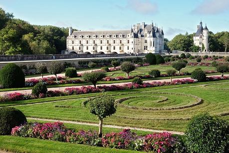 Ultimate Travel Guide to Chateau de Chenonceau in France!