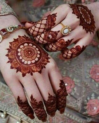 11 Simple, Quick & Latest Mehendi Design Images