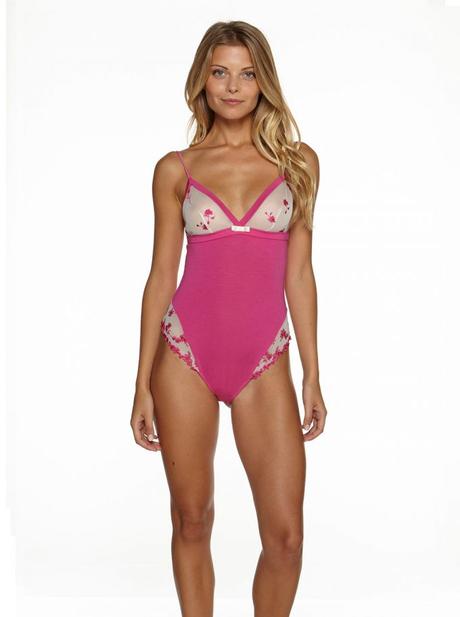 Sexy Swimsuits To Turn On The Summer Heat