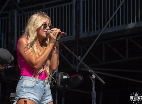 Neon Love, Madeline Merlo at Boots & Hearts 2018 + Interview