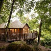 Literary Villains, Literary Summer Reads and an idyllic treehouse in East Sussex (where you can stay)