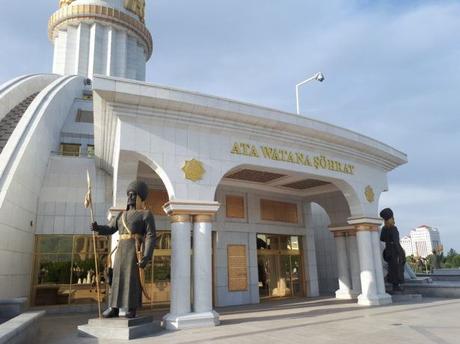 Backpacking in Turkmenistan: Top 15 Sights in Magnificent Ashgabat, City of the Future Backpacking in Turkmenistan: Top 15 Sights in Magnificent Ashgabat, City of the Future