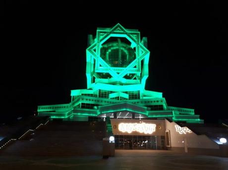 Backpacking in Turkmenistan: Top 15 Sights in Magnificent Ashgabat, City of the Future Backpacking in Turkmenistan: Top 15 Sights in Magnificent Ashgabat, City of the Future