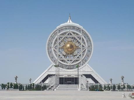 Backpacking in Turkmenistan: Top 15 Sights in Magnificent Ashgabat, City of the Future Backpacking in Turkmenistan: Top 15 Sights in Magnificent Ashgabat, City of the Future