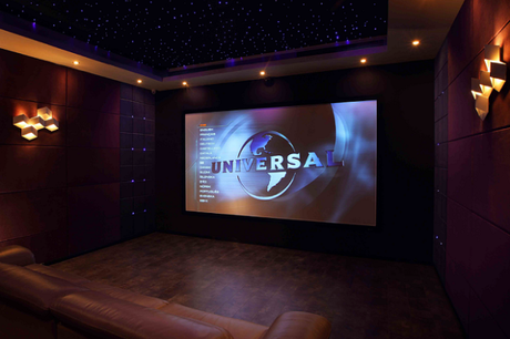 Things to Consider Before Buy Video Projector for Home Theater