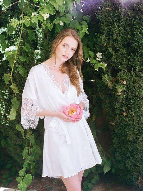 Gorgeous inspiration shoot with bright colours in Cyprus gorgeous-inspiration-shoot-bright-colours-cyprus_09